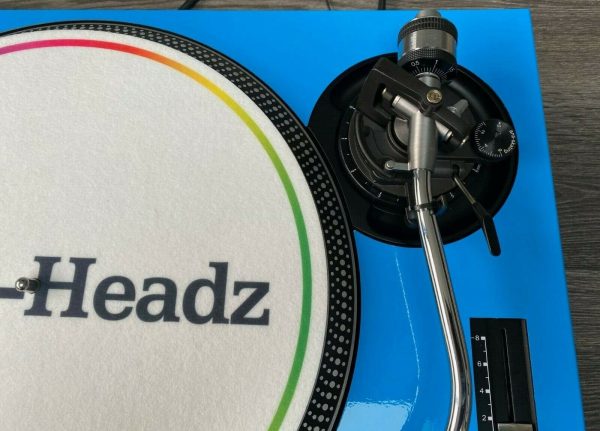 Technics SL-1200 / 1210 MK2 Gloss Blue Faceplate - Image 4
